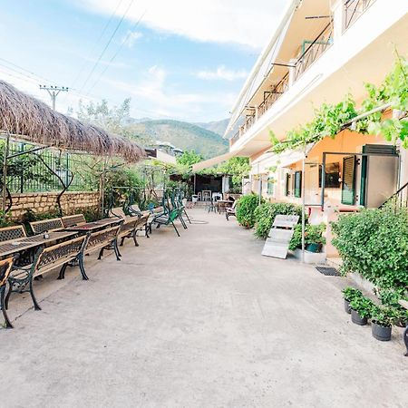 Oasis Hostel Himare Ngoại thất bức ảnh