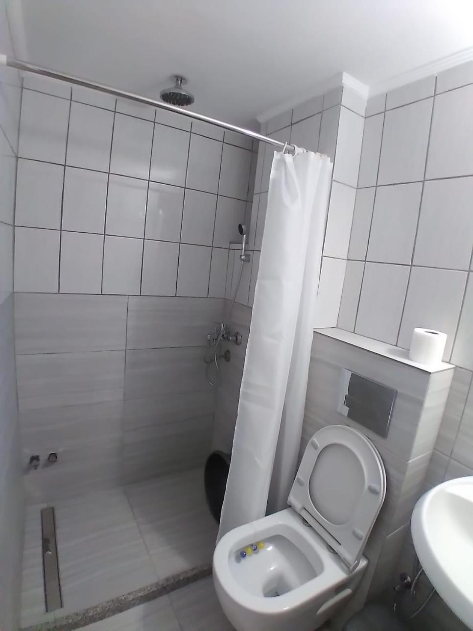 Oasis Hostel Himare Ngoại thất bức ảnh